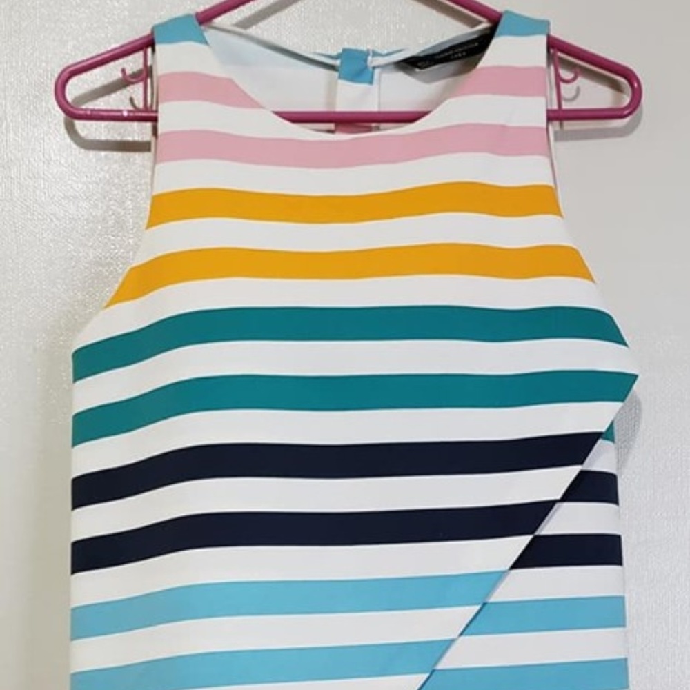 New w/o tag Zara geomatric striped top, size M